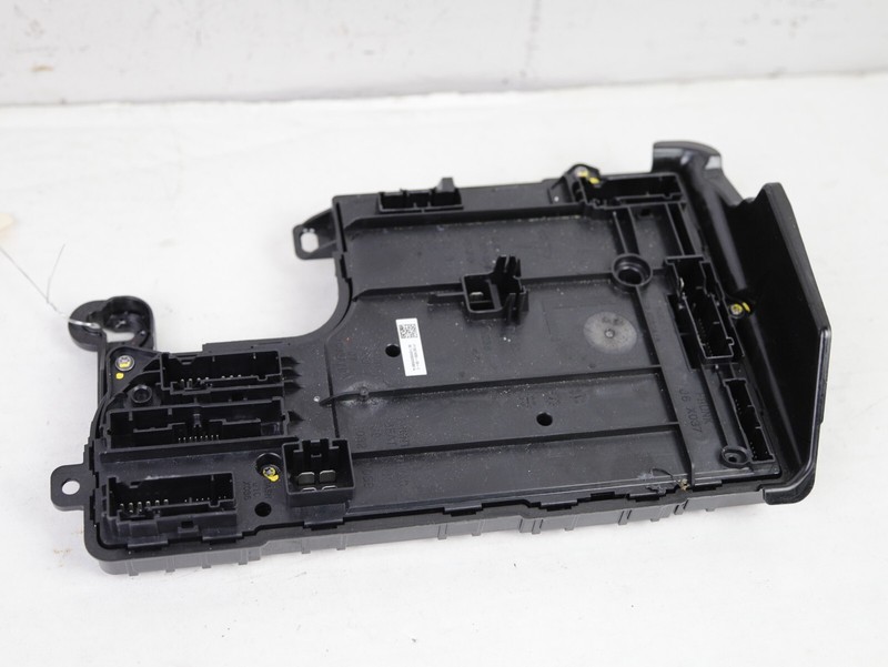 2017 - 2023 TESLA MODEL 3 FRONT LEFT SIDE VOLTAGE BODY CONTROL MODULE UNIT OEM