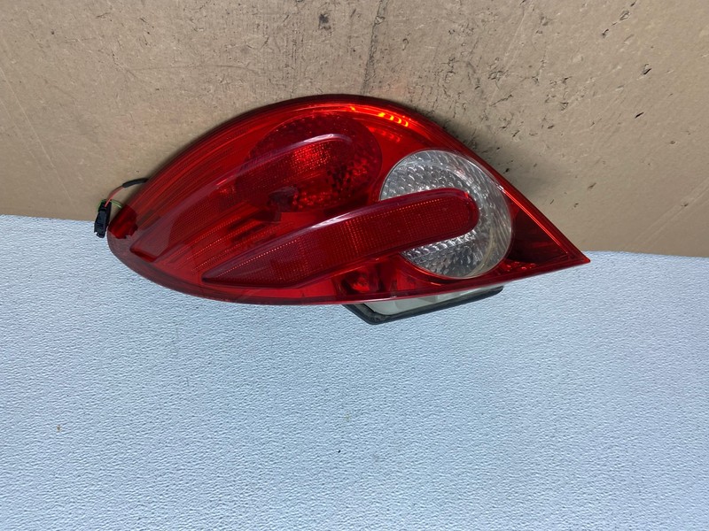 2006 to 2010 Mercedes W251 R-Class Left Driver LH Side Tail Light AC7425 LK