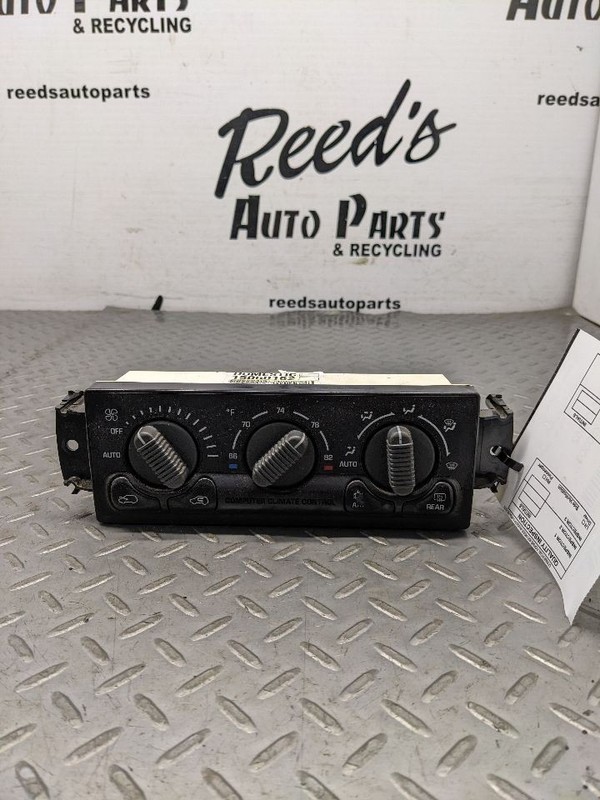 Temperature Control Dash Mounted Fits 00-02 SUBURBAN 1500 1180225