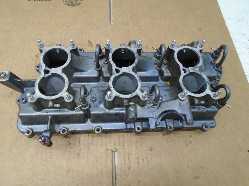 INAKE MANIFOLD 1 & REED VALVE 61H-13641-00-94 YAMAHA OUTBOARD 1992 200HP TLRQ
