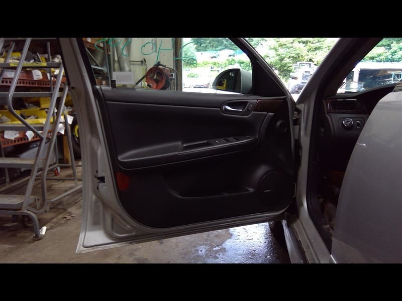 2014 IMPALA Driver Left Front Door Trim Panel 1433891