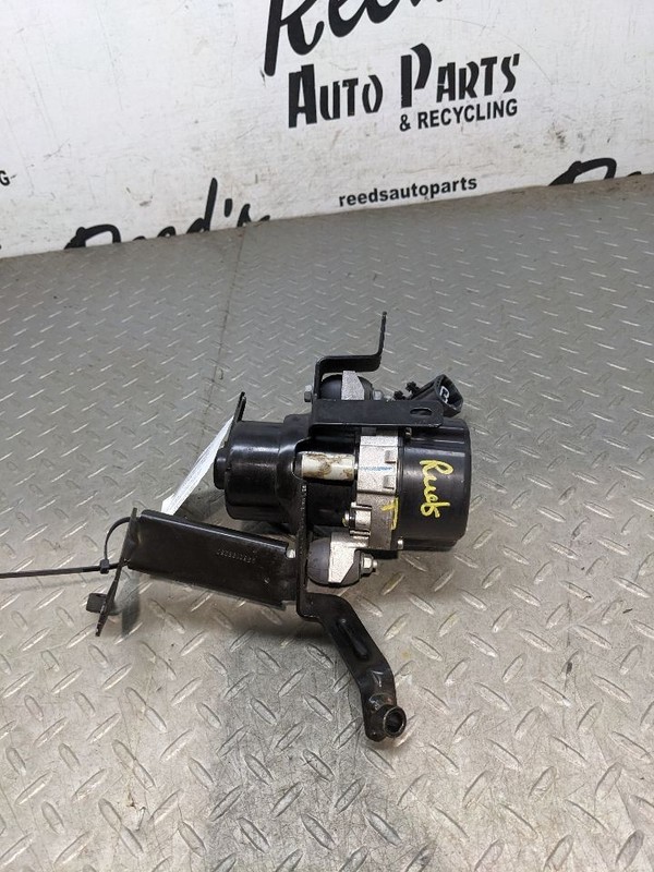 Air Injection Pump 3.6L Fits 17-19 PACIFICA 1181584