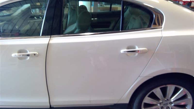 Driver Rear Side Door Tinted Glass Lower Side Moulding Fits 09-16 MKS 3270563
