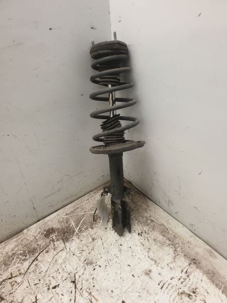 10-11 TOYOTA CAMRY LE 2.5L FWD AT PASSENGER SIDE REAR STRUT