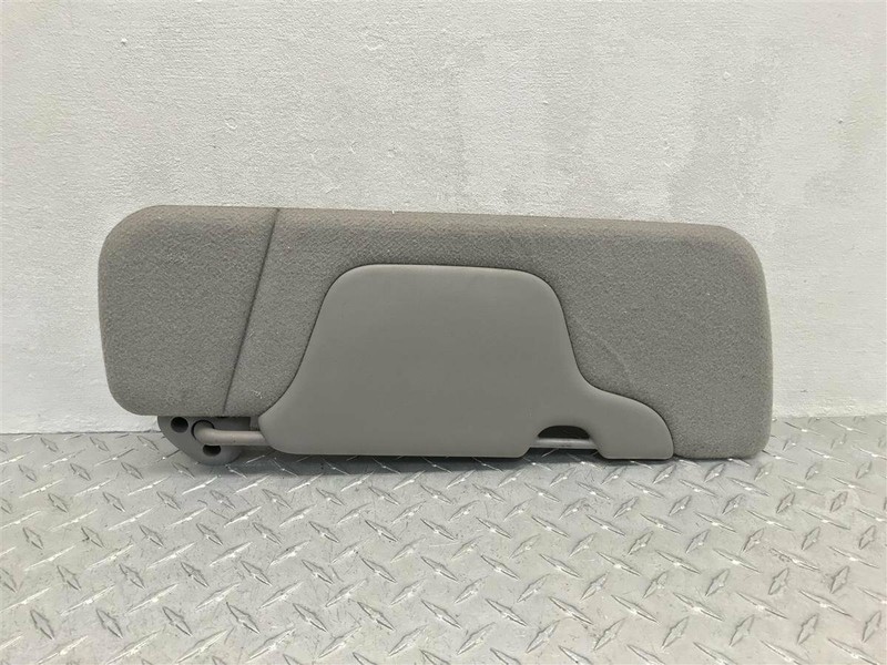 00-02 GMC SIERRA SILVERADO 1500 2500 3500 DRIVER GREY SUN VISOR OEM 15069545