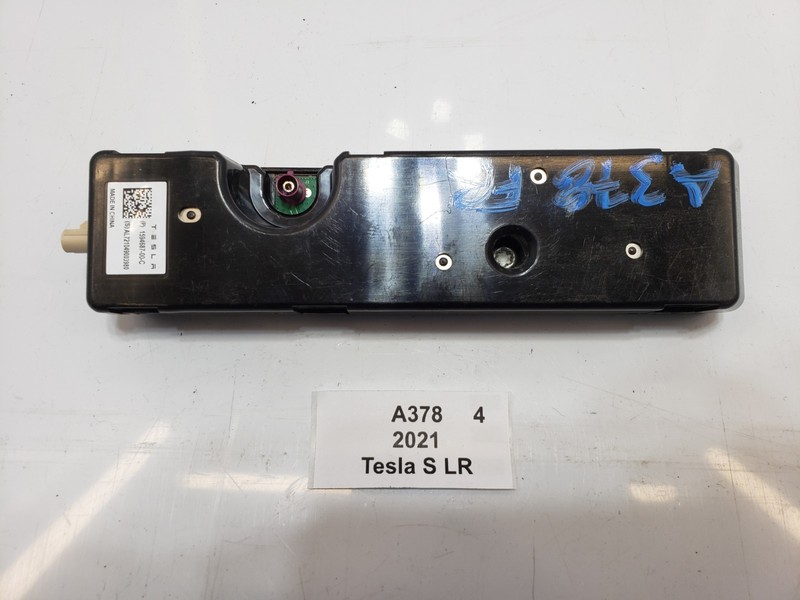 ✅ 21-25 OEM Tesla Model S X Right Passenger Bluetooth Antenna Control Module