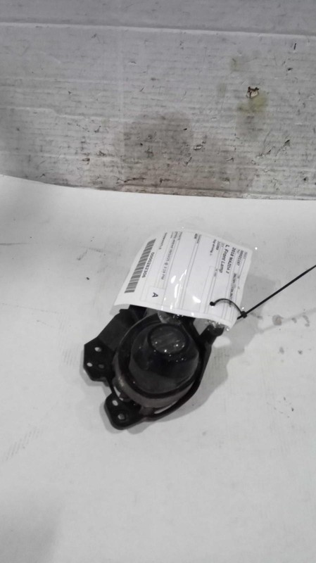 Used Driving Light fits: 2018 Mazda 3 fog-driving Grade A