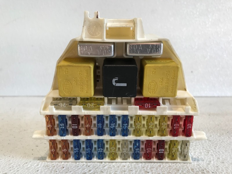 95-97 VOLVO 960 Fuse Box Interior Under Dash OEM