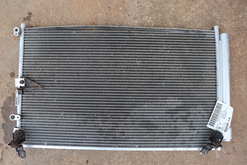 2001-2006 LEXUS LS430 4.3L A/T AC A/C AIR CONDITIONING CONDENSER OEM