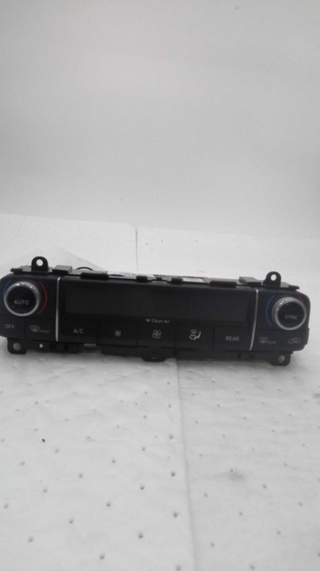 2022 Hyundai Palisade A/C Selector Switch OEM Grey 97250S8690VCS 91K Miles