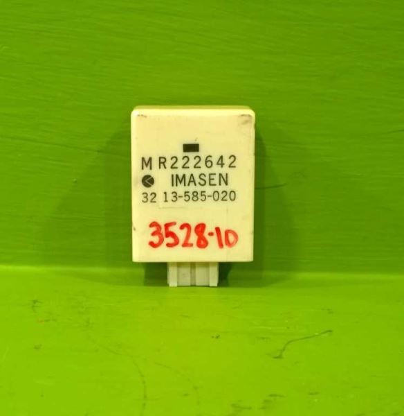 01 02 03 04 MONTERO SPORT TRACTION CONTROL MODULE RELAY OEM 3528-10