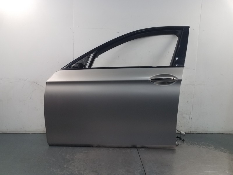 2013 BMW M5 F10 Left Front Driver Door - * #5706 K6