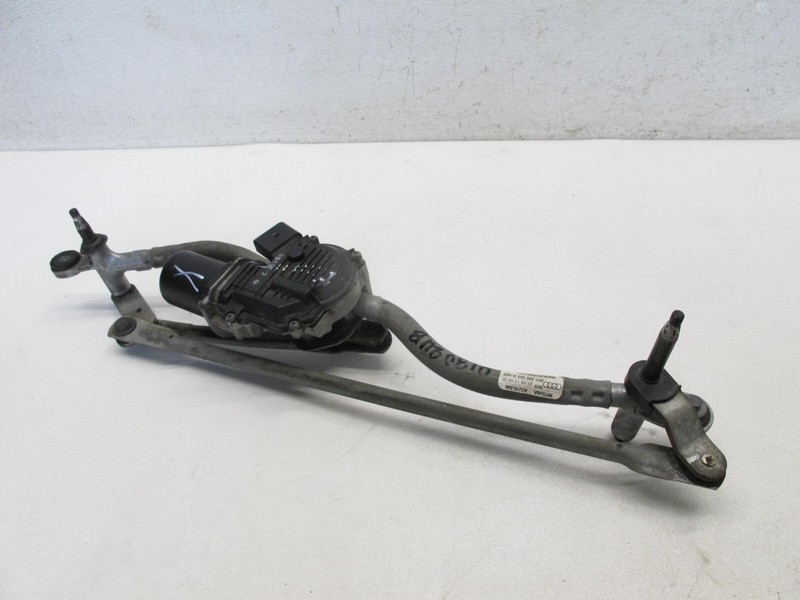 09-16 AUDI B8 A4 S4 FRONT WINDSHIELD WINDOW WIPER MOTOR LINKAGE OEM 013024B