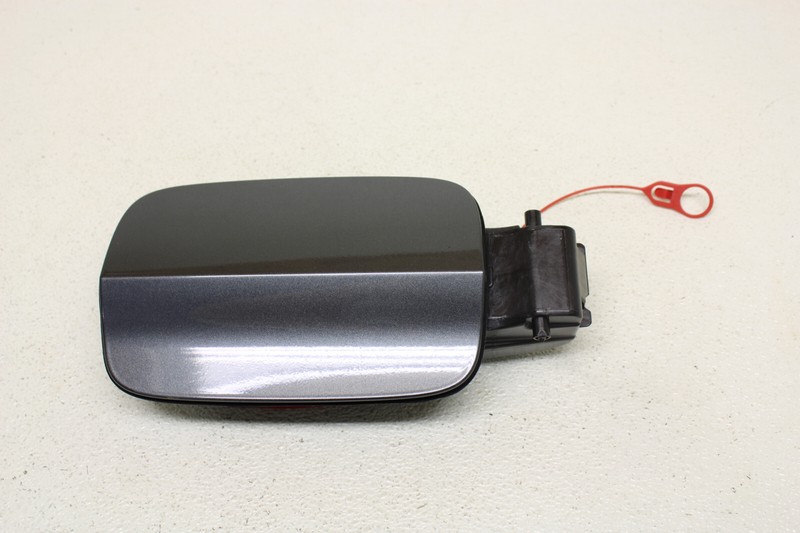 Audi A3 S3 RS3 Fuel Door Gas Lid Cover Assembly Daytona Grey Pearl Oem 2015-2020