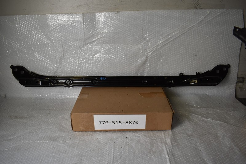 BMW 330I UPPER TIE BAR SUPPORT 2019-2023 OEM 51647499226