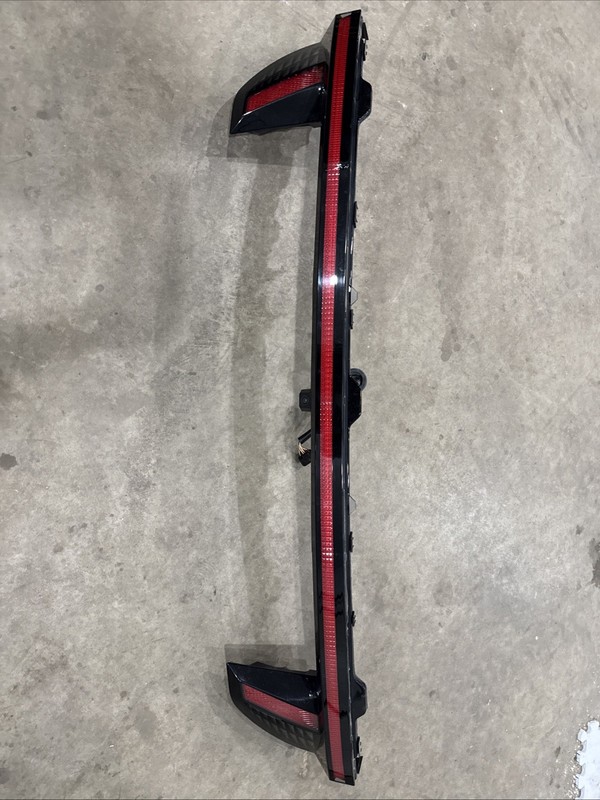 2022-2024 Hyundai Tucson Rear Center Trunk LED Tail Light Panel Camera OEM