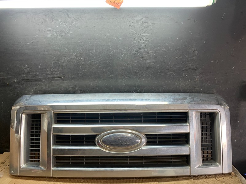 2008-2014 Ford Econoline E150 E250 Front Upper Chrome Grill Grille Oem W5813 DG