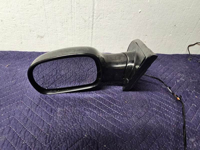 01 02 03 04 05 06 07 Dodge Grand Caravan Driver Side 3 Wire Power Door Mirror