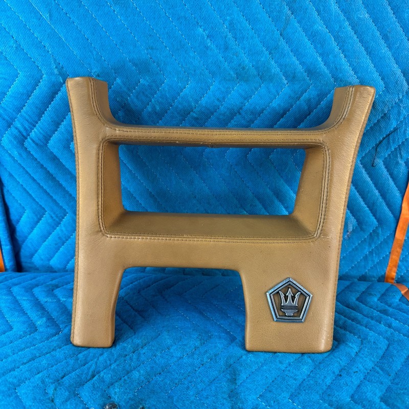 89–91 CHRYSLER TC MASERATI 46K Leather Center Console Trim Panel with Emblem oem