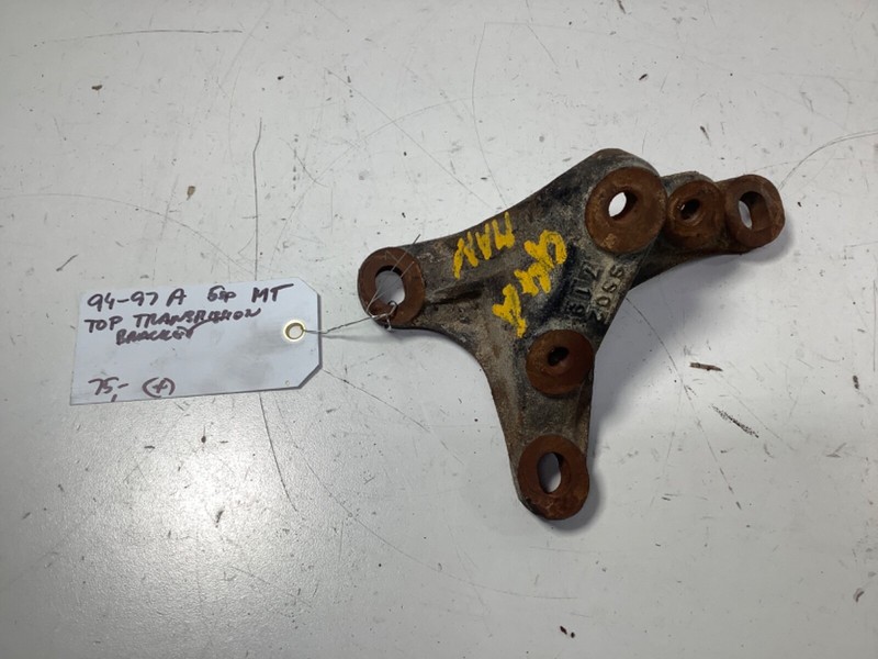 1994-1997 Honda Accord 5sp MT Top Transmission Bracket 50825-SS0-000 OEM