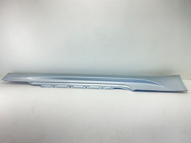 BMW E63 E64 M6 Right Passenger Side Skirt Rocker Panel Silverstone Metallic OEM✅
