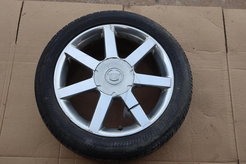 2004-2008 CADILLAC XLR WHEEL RIM TIRE 235/50 R18 97W R18 X8 ET61 7 SPOKE OEM