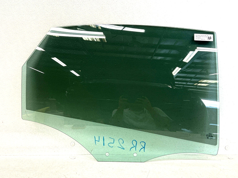 ⭐2012-2018 AUDI A6 S6 REAR RIGHT SIDE DOOR PANEL WINDOW GLASS ASSY OEM LOT2514