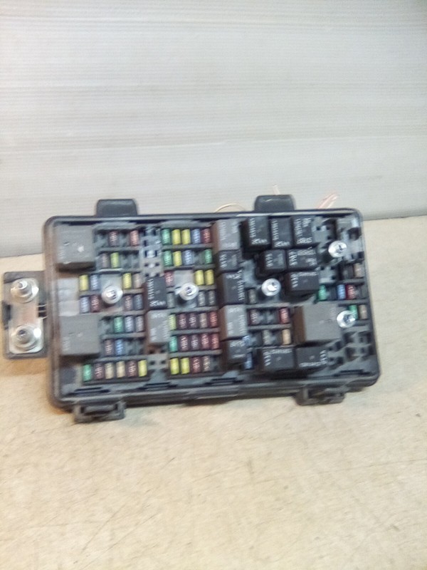 2022 Mack Fuse Relay Box 23644737-01