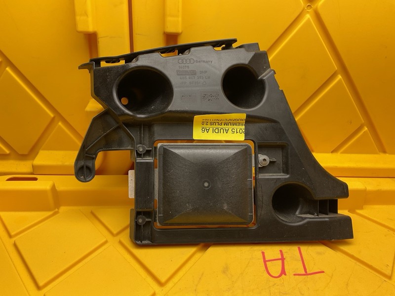2012-2018 Audi A6 Rear Driver LH Lane Change Assist Module Blind Spot 4G0907568D