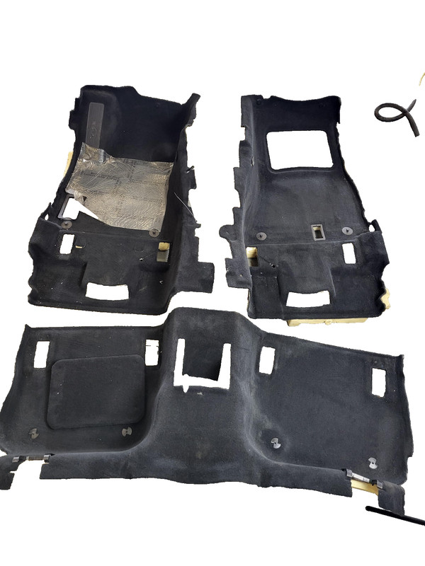 Used Oem Maserati Left & Right Front & Rear Floor Carpet for 2014-2019 Ghibli