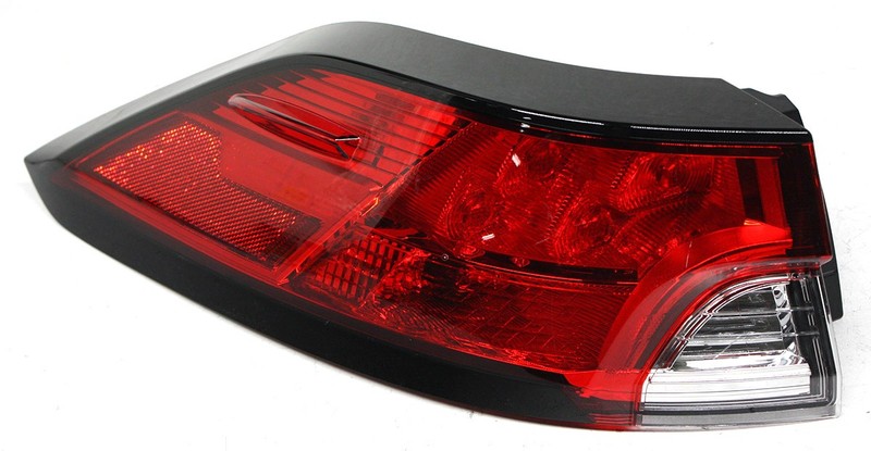 OEM Left Driver Side Halogen Tail Lamp For Toyota Corolla Cross L LE 81560-0A160