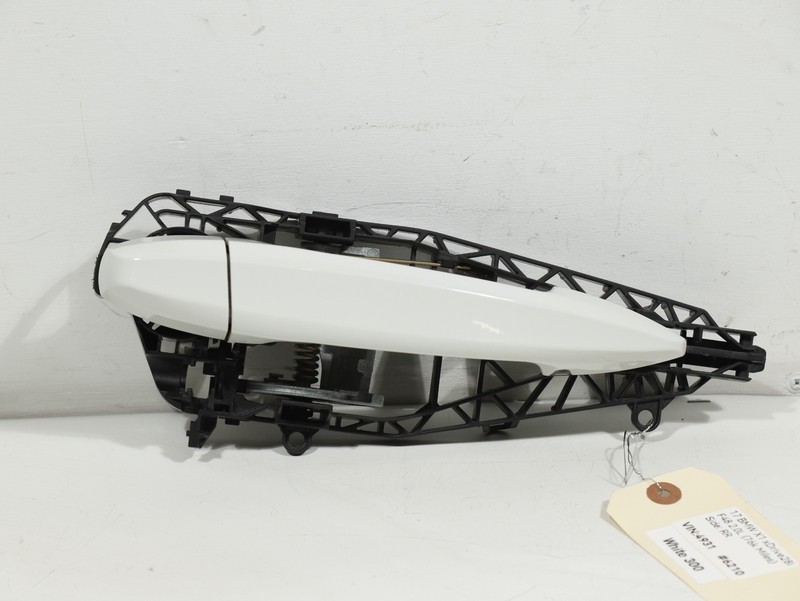 2016-2021 BMW X1 (F48) Rear Right Passenger Exterior Door Handle White 300 OEM