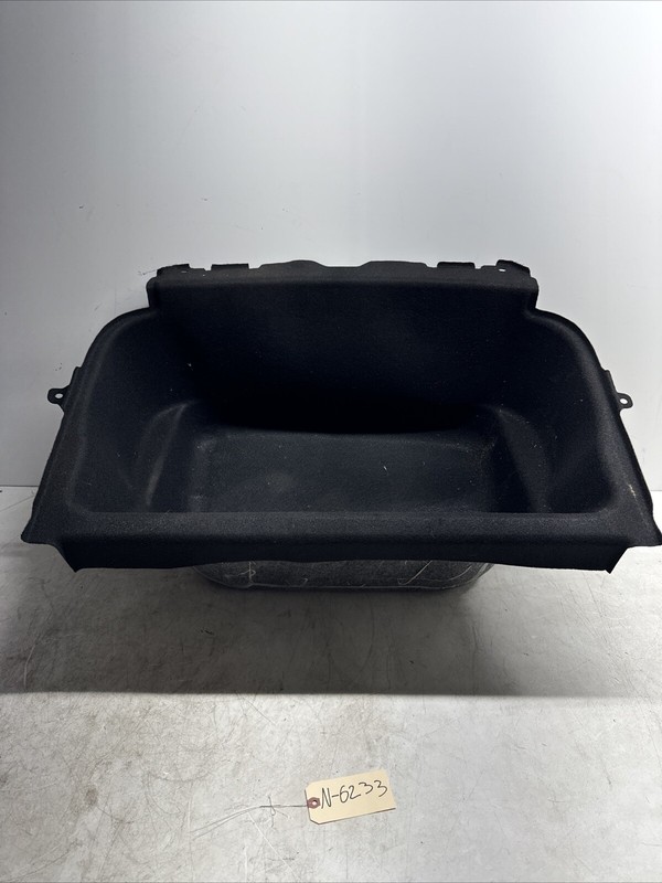 20-23 TESLA MODEL Y TRUNK CARGO FLOOR STORAGE COMPARTMENT BOX 1492945-00 6233 M6