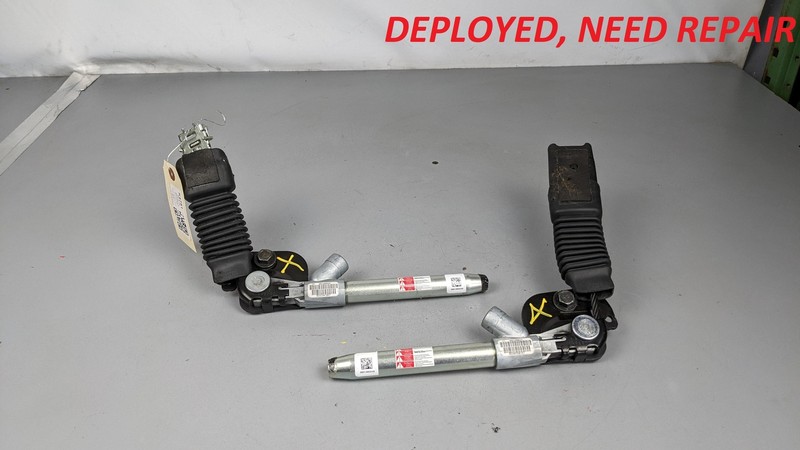 Front Right & Left Seat Belt Pretensioner DEPLOYED 2019 Kia Optima 2016 - 2020 X