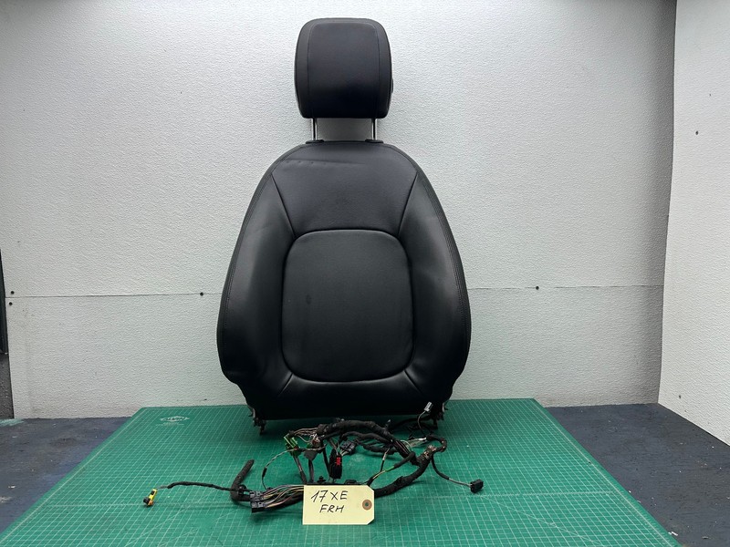 17-19 JAGUAR XE FRONT RIGHT TOP UPPER SEAT CUSHION Black OEM