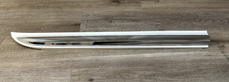 2010-12 TOYOTA AVALON REAR RH DOOR TRIM / GARNISH OEM PART# 75075-07020