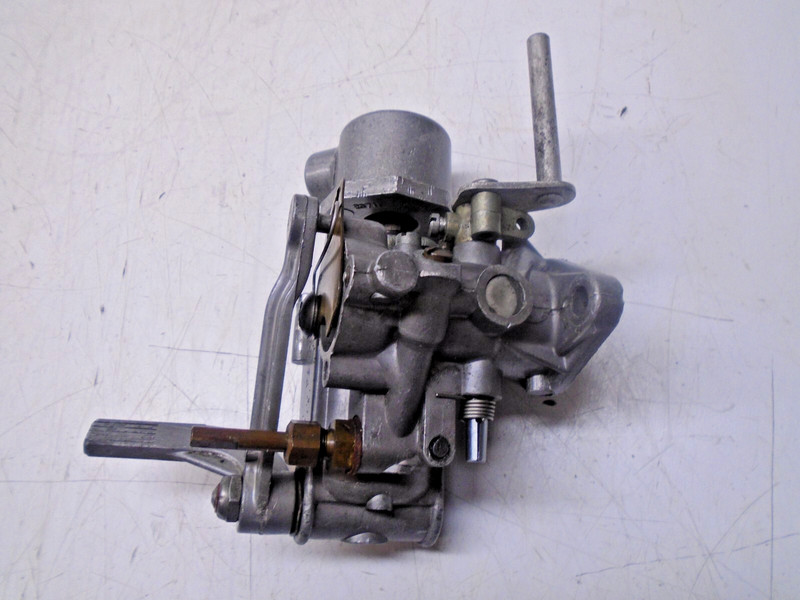 CB4b Mercury Tillotson Carburetor AJ47A with Choke lever 23754