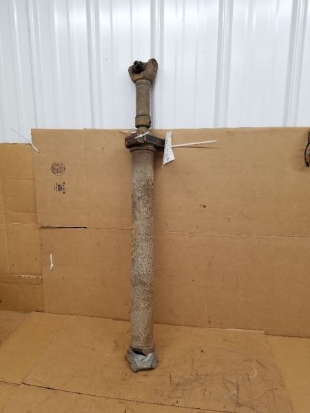 Rear Drive Shaft 2WD 131.5" Wb Fits 92-00 CHEVROLET 3500 PICKUP 260053