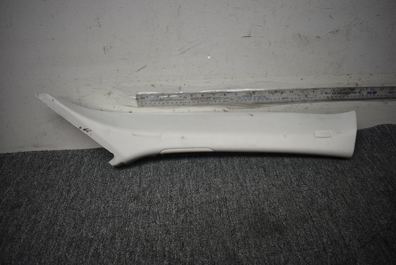2017-2019 JAGUAR F PACE RIGHT SIDE A PILLAR INTERIOR FACTORY OEM