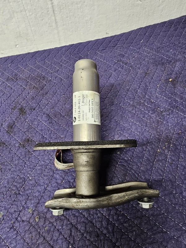 04-05 BMW 530i E60 Rear Left Side Bumper Impact Shock Absorber Bracket OEM