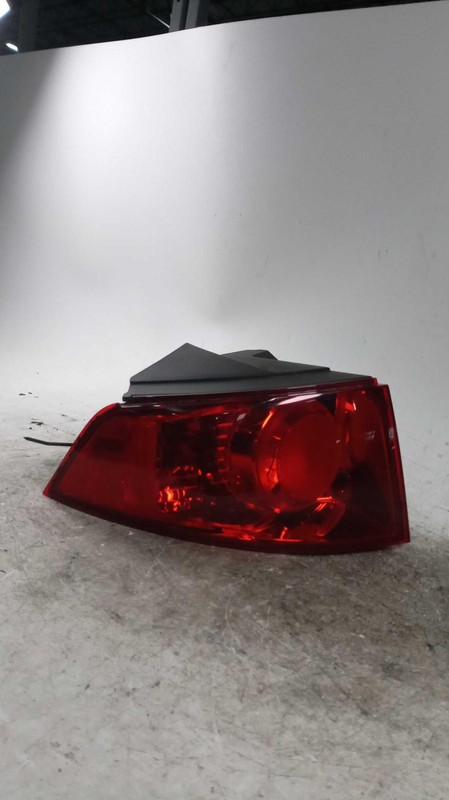 Used Left Tail Light Assembly fits: 2007 Acura Rdx quarter panel mounted Left Gr