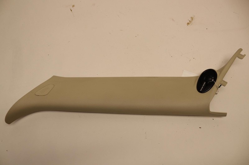 2011-2014 MINI COOPER CLUBMAN LEFT DRIVER SIDE WINDSHIELD A PILLAR COVER OEM