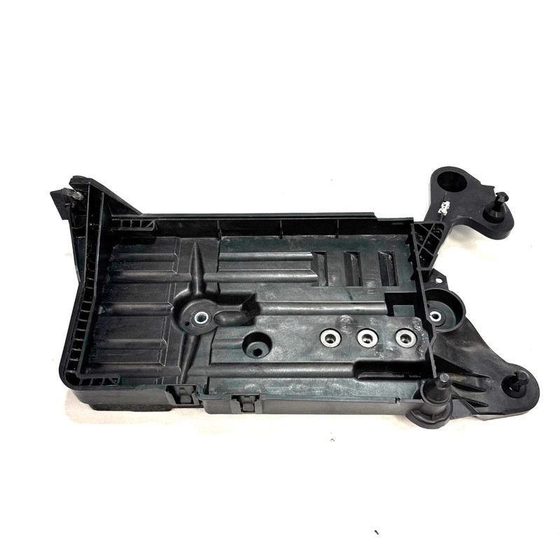 π 2015 β 2020 AUDI A3 8V BATTERY TRAY HOUSING HOLDER BRACKET 5Q0915331K OEM