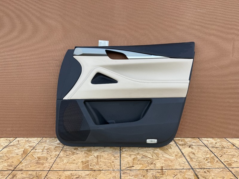 INFINITI QX60 22-25 OEM FRONT RIGHT PASSENGER DOOR PANEL ASSEMBLY (TAN/BLACK)