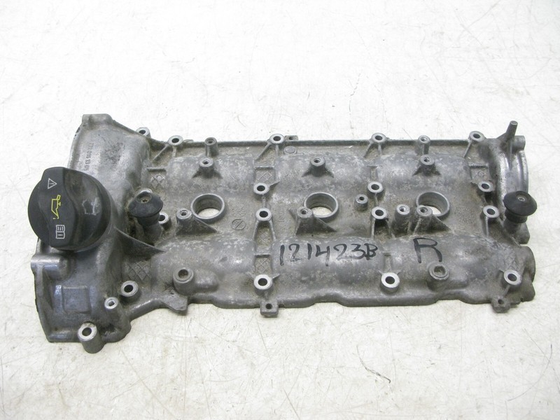 05-11 MERCEDES W212 E350 ML R C ENGINE CYLINDER HEAD VALVE COVER RIGHT OEM 12142