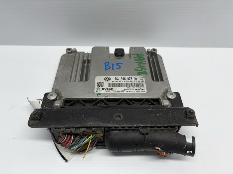 2016-2017 Volkswagen Tiguan Engine Computer ECU DME 06J906027KA OEM
