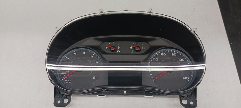 2019 CHEVROLET MALIBU Speedometer cluster 1.5L 37k miles OEM 19