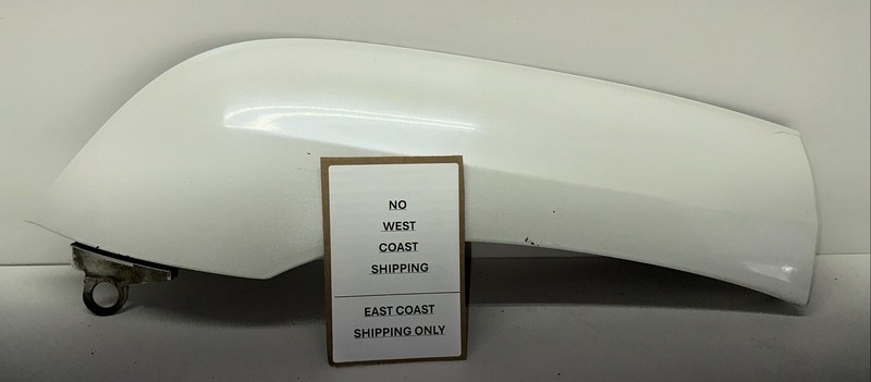 7560560080 | 2003 - 2009 LEXUS GX470 RIGHT REAR QUARTER MOULDING White OEM RR