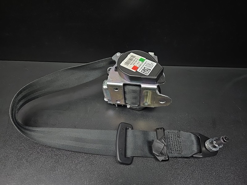 2014-2017 Maserati Quattroporte Rear Right Driver Seat Belt RH OEM 622238800