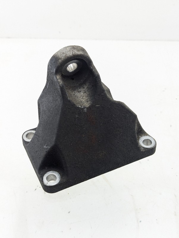2007-2011 LEXUS GS450H Driver Engine Mount Bracket OEM